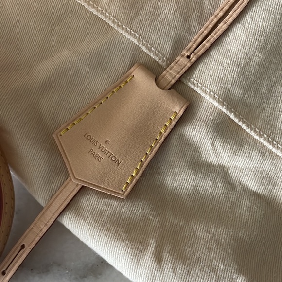 Louis Vuitton alma bb SOLD - Picture 9 of 9